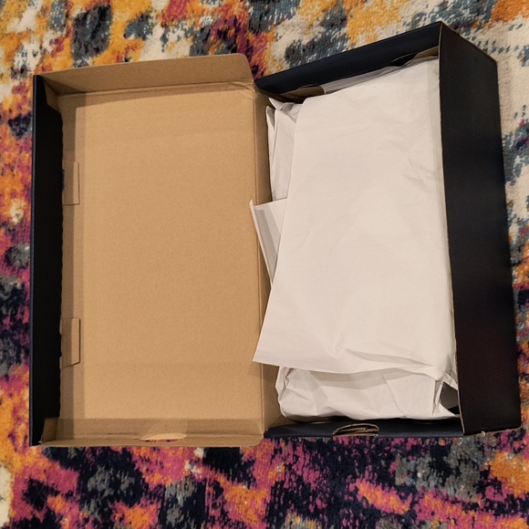 Cole Haan Emory Bow Pump Black Leather 3 inch - Picture 2 of 10